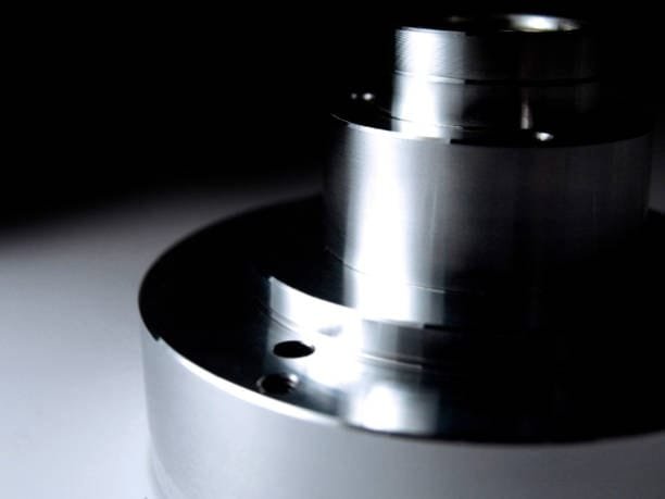 High-precision turned metal component manufactured in low quantity